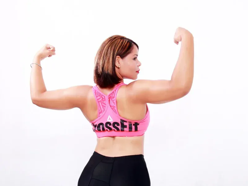 CrossFit dla kobiet — co zmienić w skalowaniu i jak nie bać się ciężaru