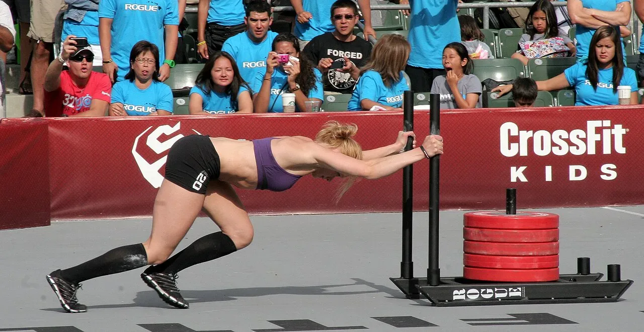 Annie Thorisdottir pcha sanie na CrossFit Games 2011